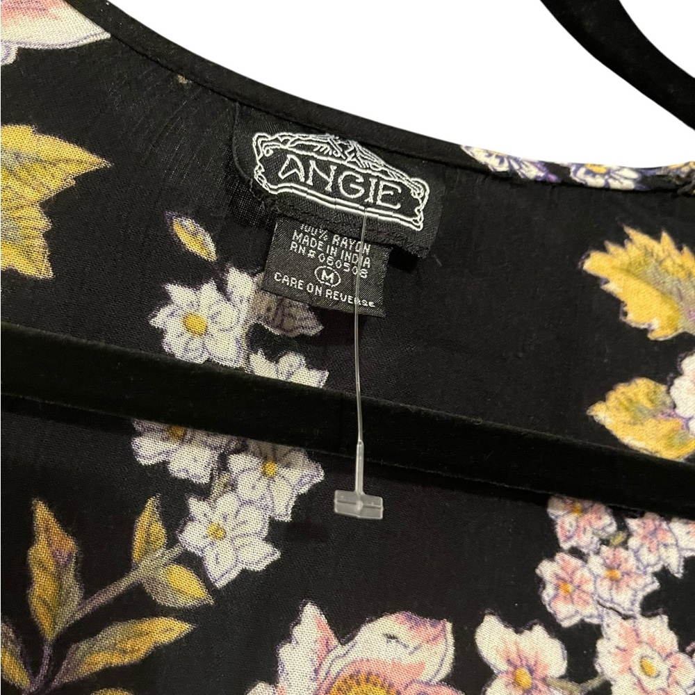 Angie Black Floral Kimono - Picture 3 of 3